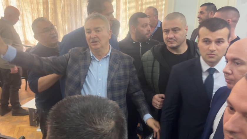  Кметът Златко Живков 